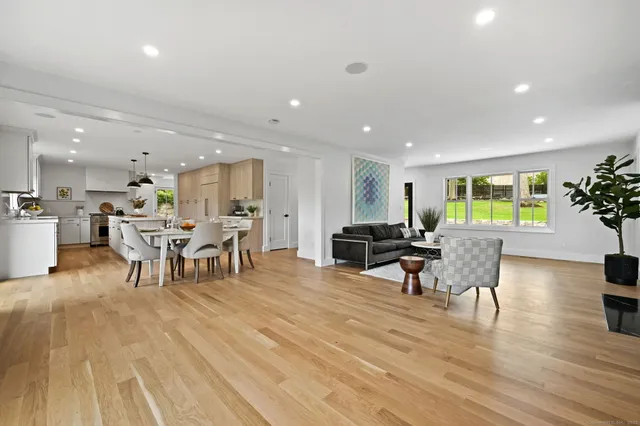 $2,474,000 | 30 Cavalry Road, Westport, CT 06880