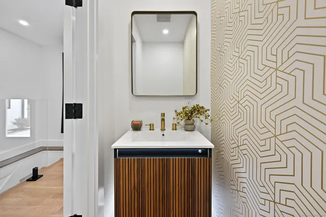 $2,474,000 | 30 Cavalry Road, Westport, CT 06880