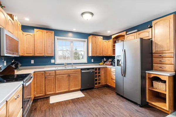 $439,900 | 2 Glen Ridge Lane, Swanton, VT 05478