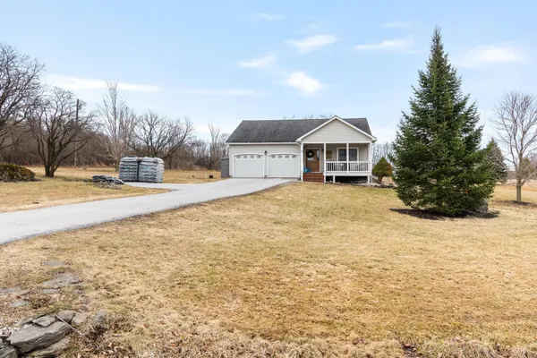 $439,900 | 2 Glen Ridge Lane, Swanton, VT 05478