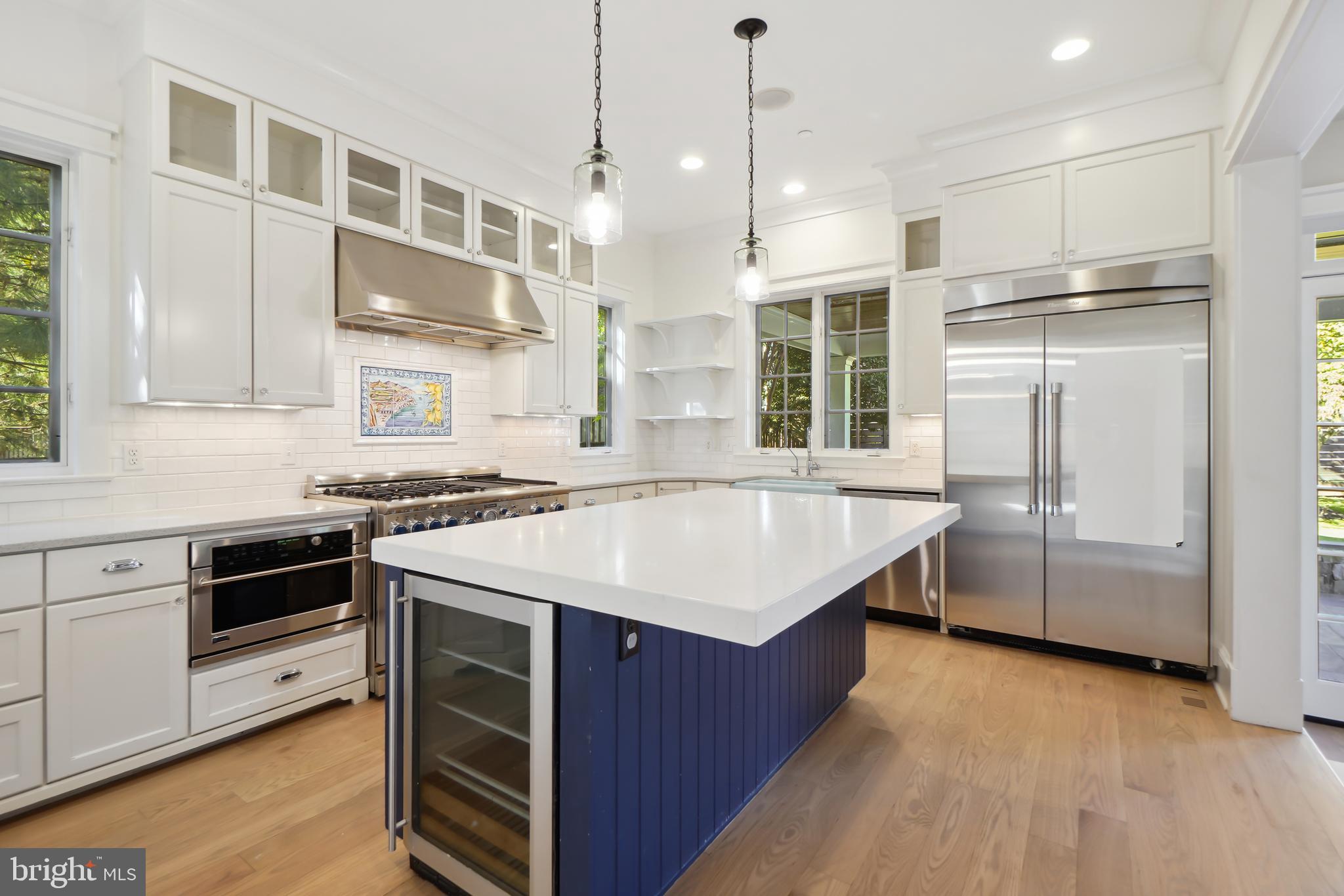 7904 Glenbrook Road Bethesda, MD 20814 - Photo 13 of 33 Kitchen