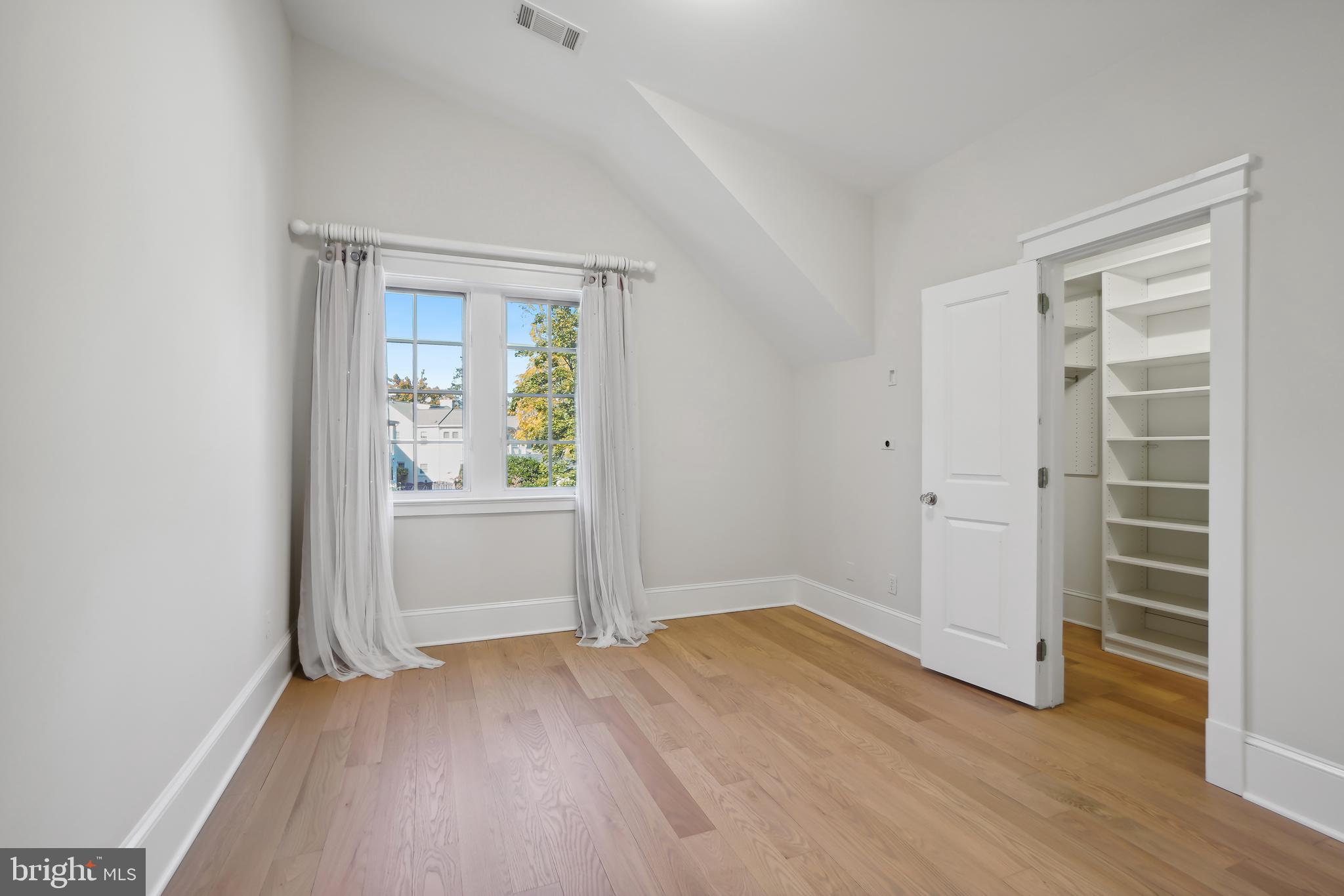 7904 Glenbrook Road Bethesda, MD 20814 - Photo 24 of 33 Bedroom 3 with Walk-in Closet