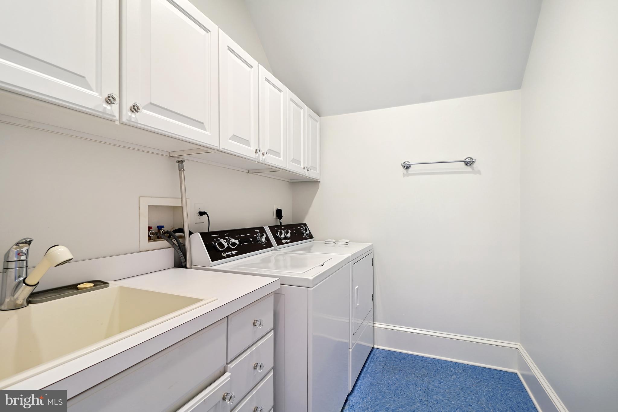 7904 Glenbrook Road Bethesda, MD 20814 - Photo 26 of 33 Upper Level Laundry Room
