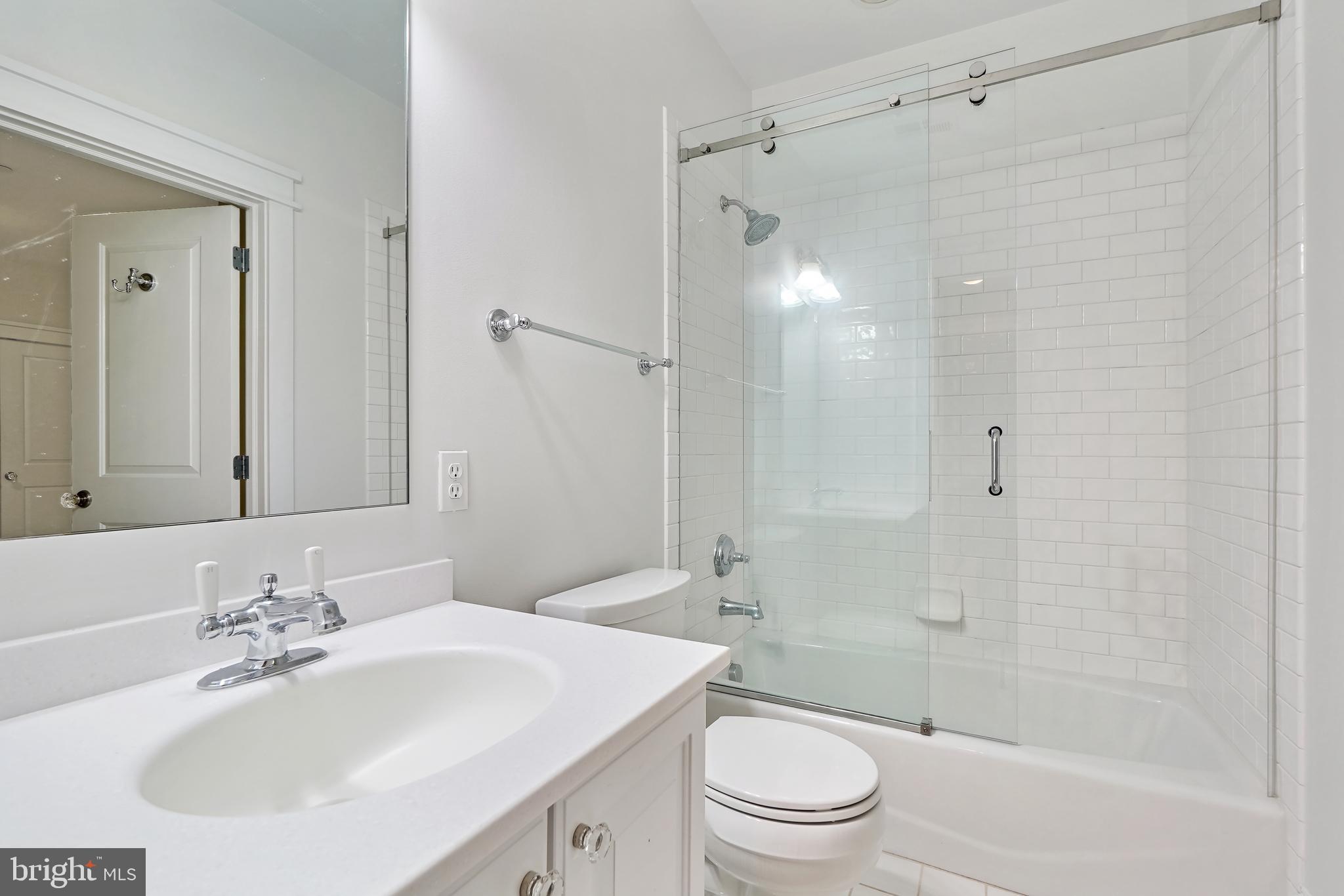 7904 Glenbrook Road Bethesda, MD 20814 - Photo 31 of 33 Bedroom 4 En-Suite Bath