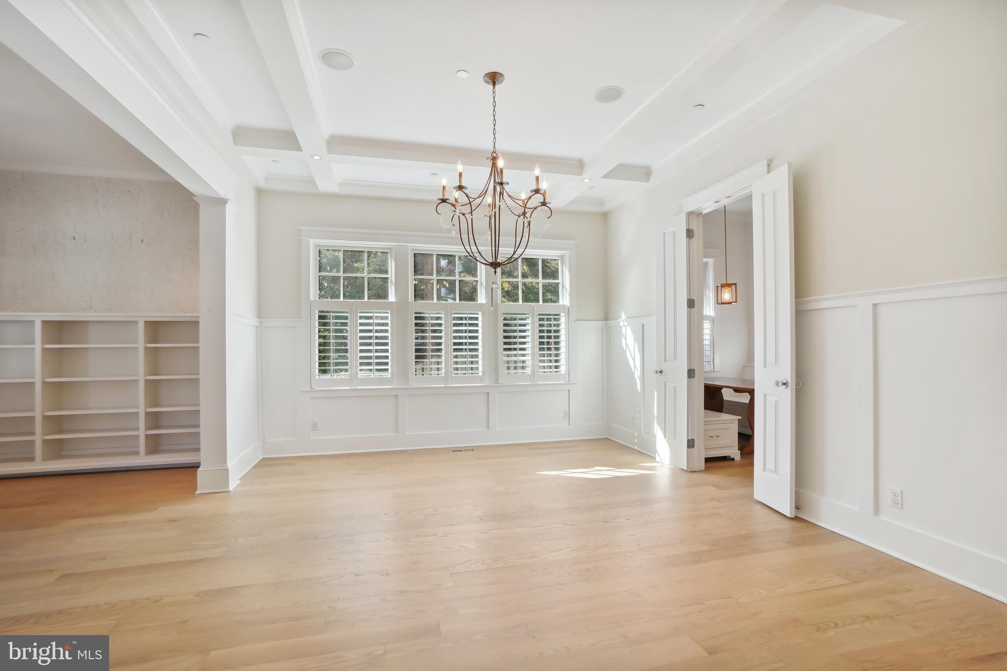 7904 Glenbrook Road Bethesda, MD 20814 - Photo 7 of 33 Dining Room