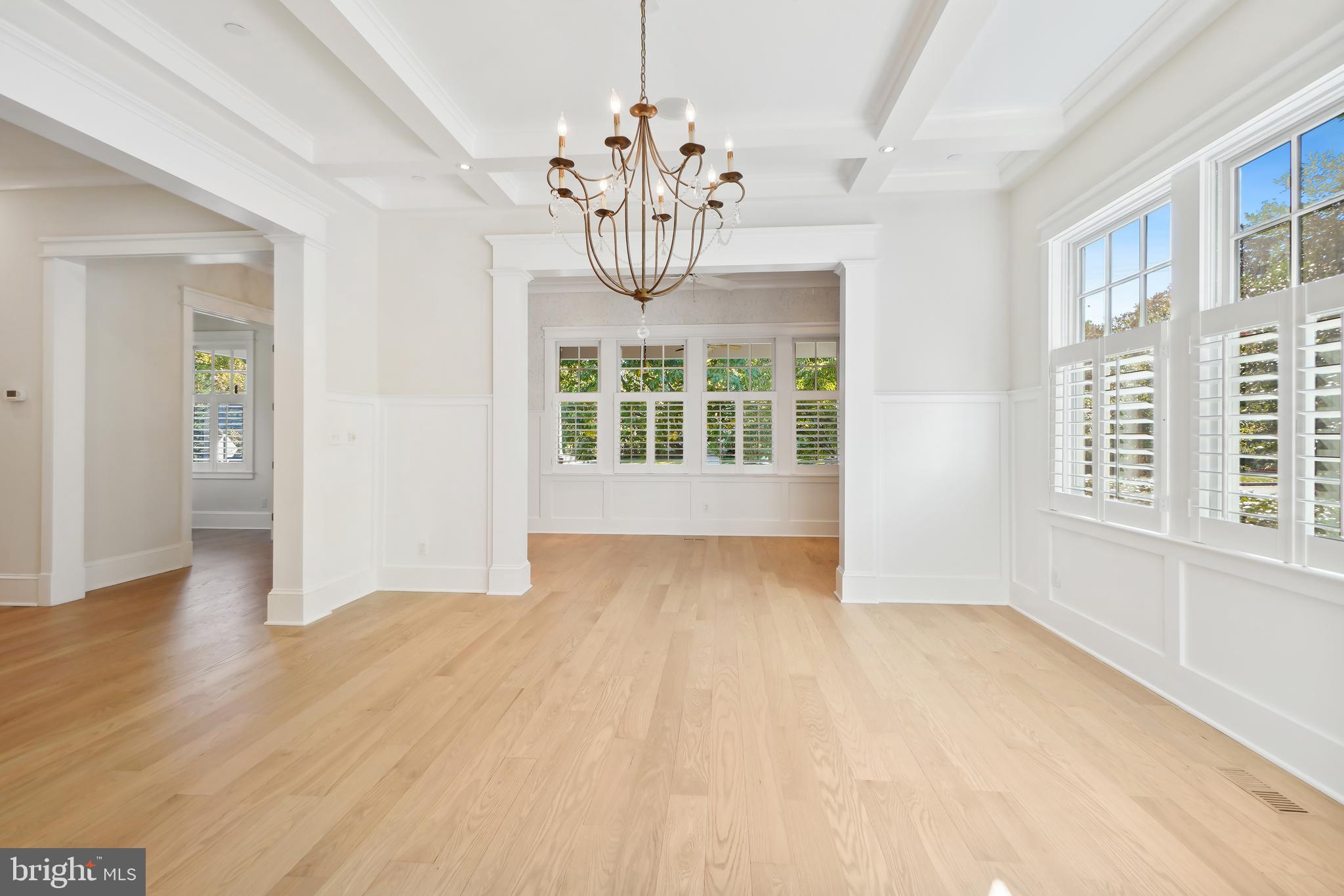7904 Glenbrook Road Bethesda, MD 20814 - Photo 8 of 33 Dining Room