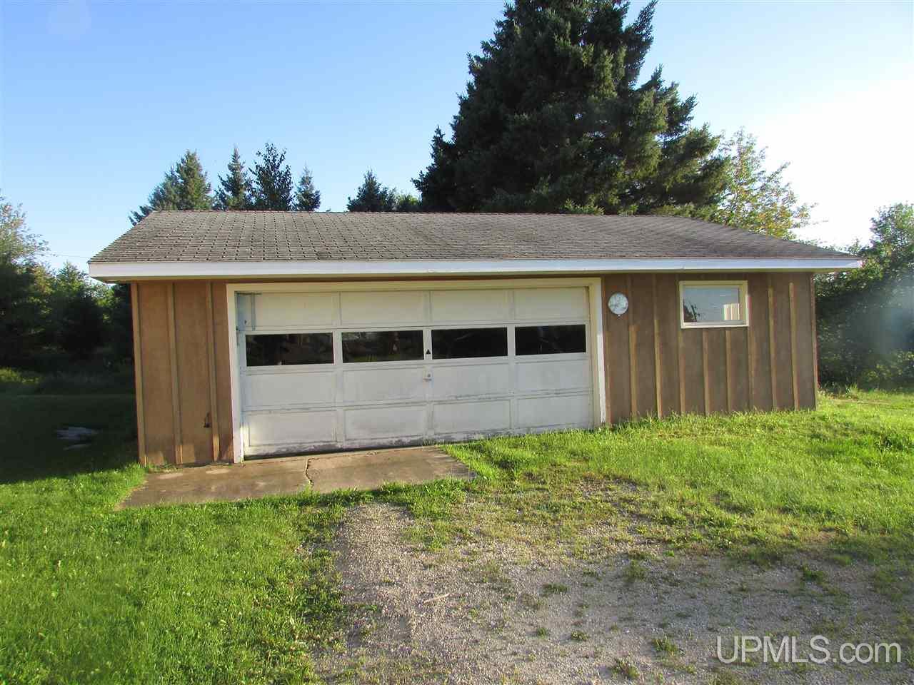 45 Jentoft Road L'Anse, MI 49946 - Photo 22 of 29