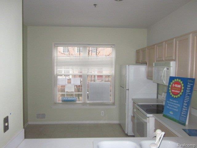 20214 Rodeo Court Southfield, MI 48075 - Photo 6 of 14 IMG_3253.JPG