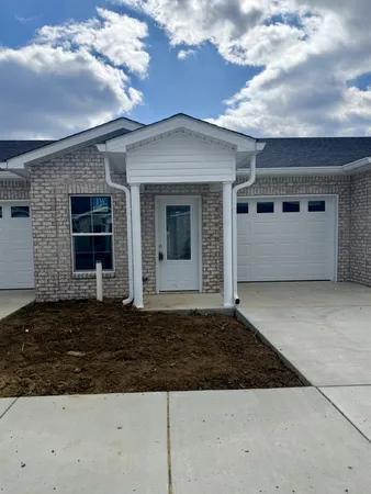 $239,900 | 741 Kings Lane, Unit B8, Tullahoma, TN 37388
