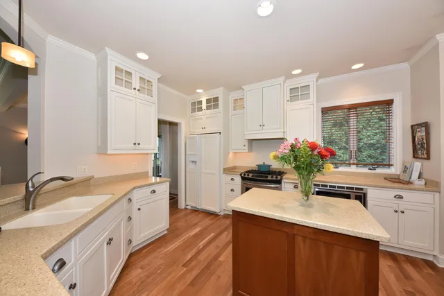 $519,900 | 154 Water Court, Cedar Grove, WI 53013