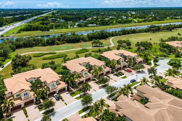 $999,000 | 274 Tresana Boulevard, Unit 132, Jupiter, FL 33478