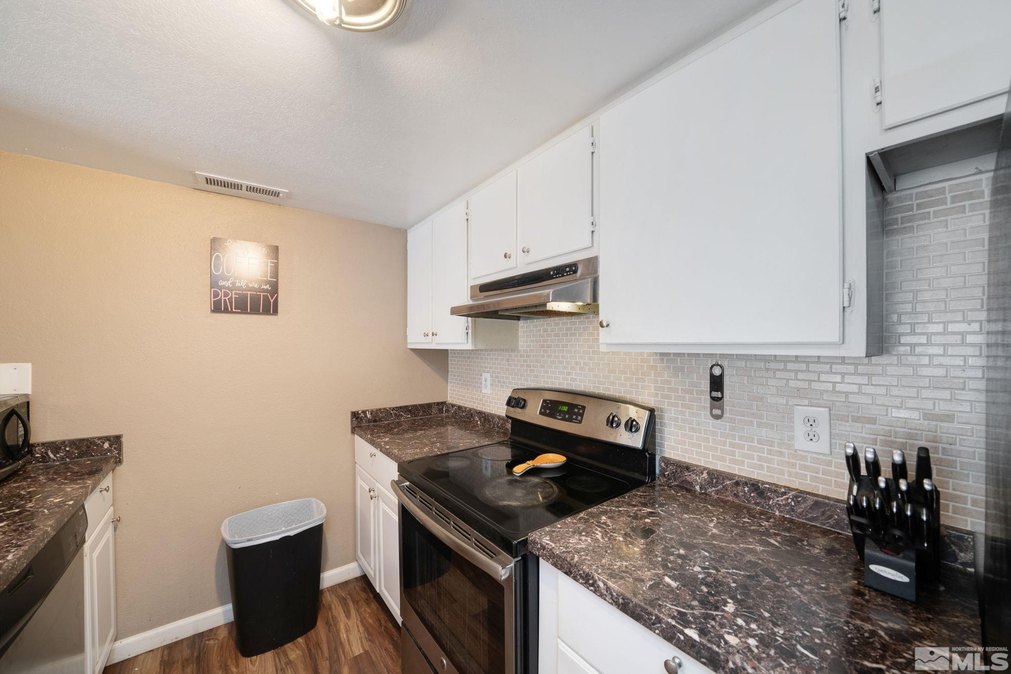 13880 Lear Boulevard Reno, NV 89506 - Photo 7 of 18 Photo 7