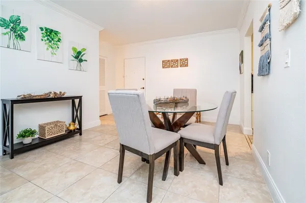$3,000 | 2501 South Ocean Drive, Unit 517, Hollywood, FL 33019