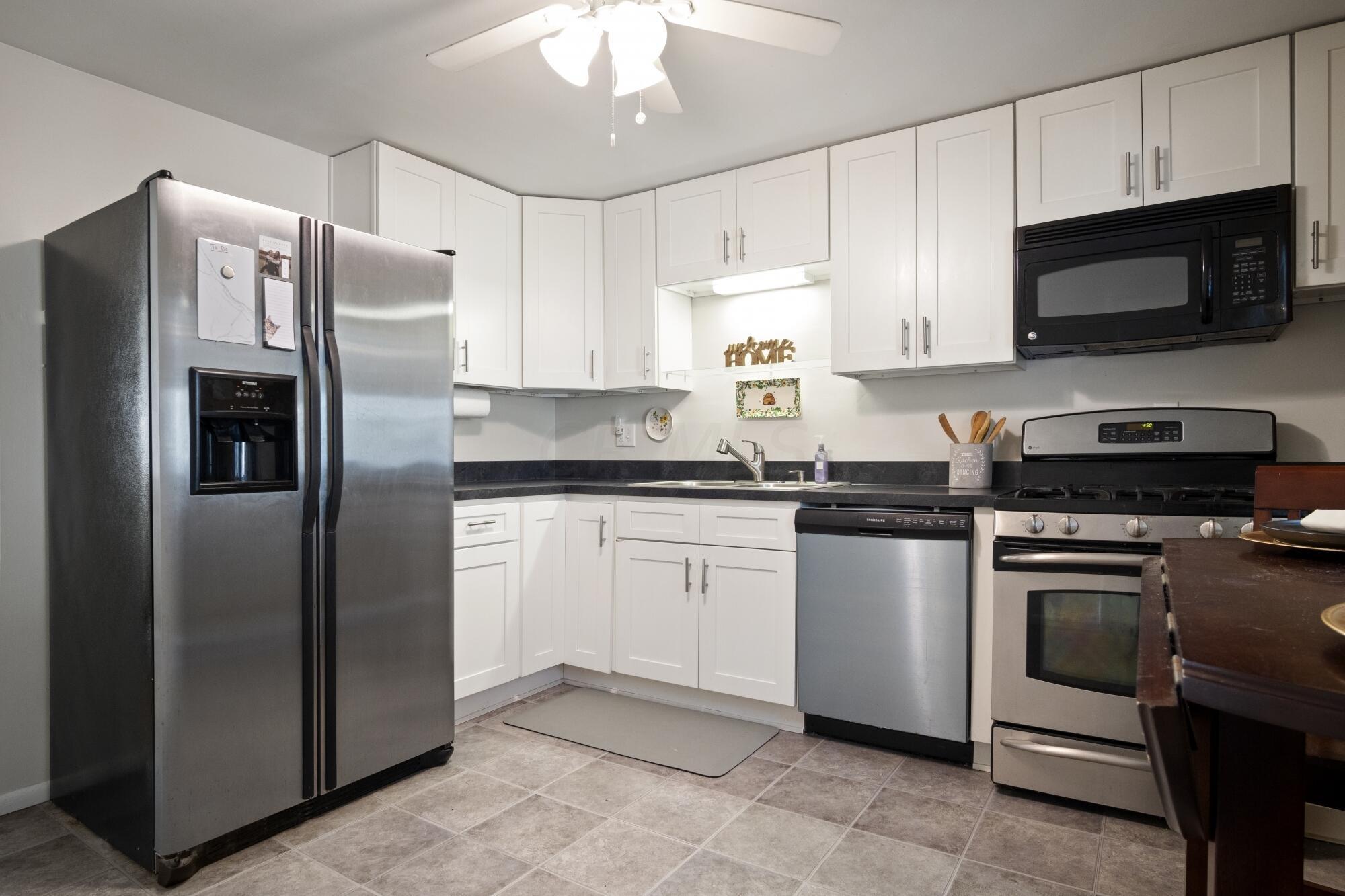 5296 Roche Place Columbus, OH 43229 - Photo 22 of 29 Practical spacing in kitchen