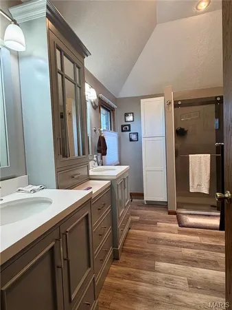 $449,900 | 23110 Roselawn Drive, Lebanon, MO 65536