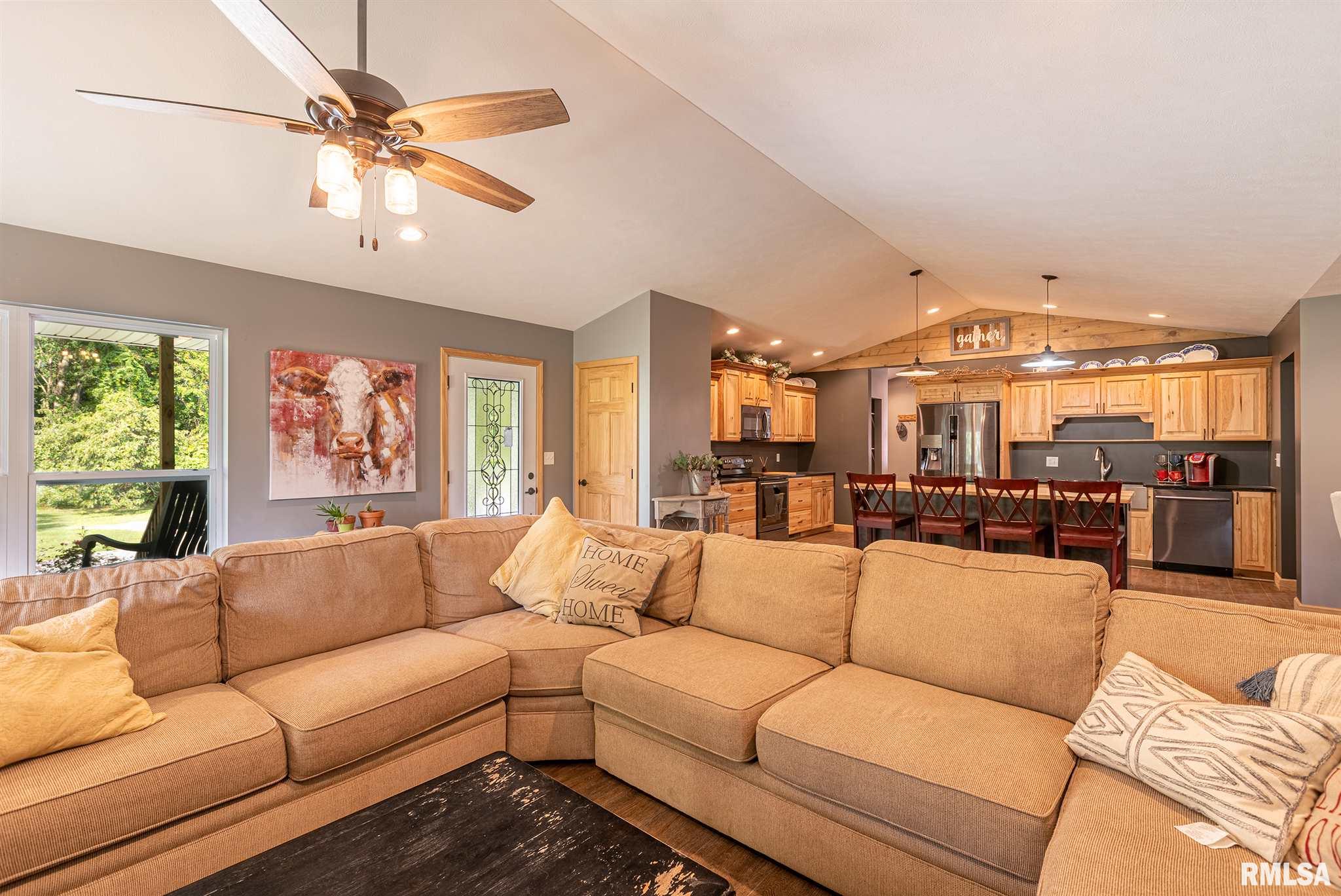15435 North Bend Road Carterville, IL 62918 - Photo 13 of 40 Gallery Image 13