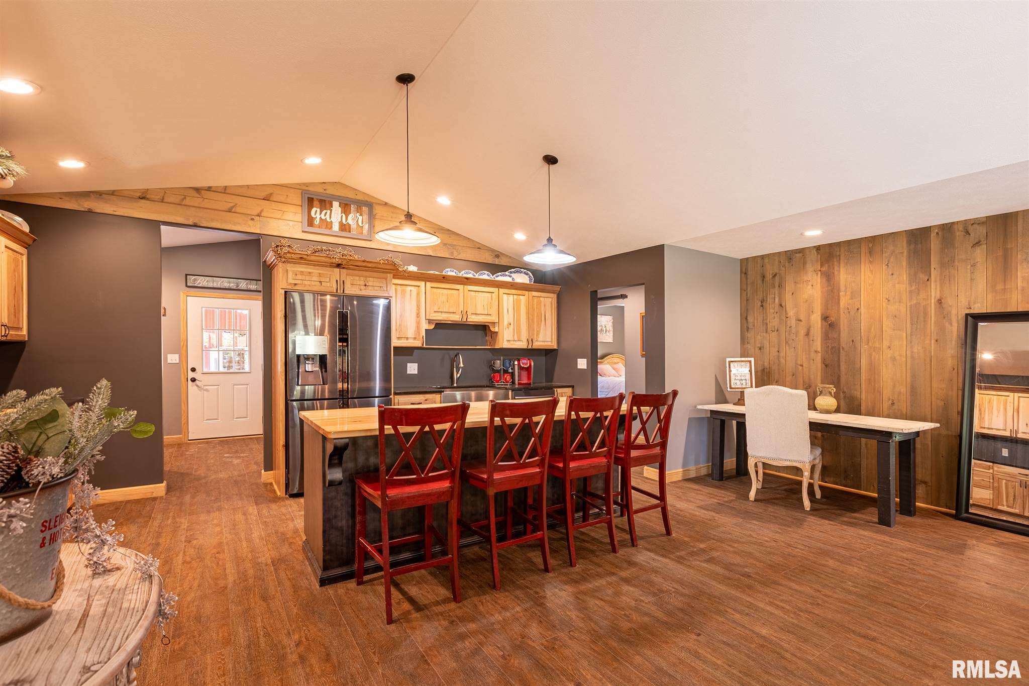 15435 North Bend Road Carterville, IL 62918 - Photo 6 of 40 Gallery Image 6
