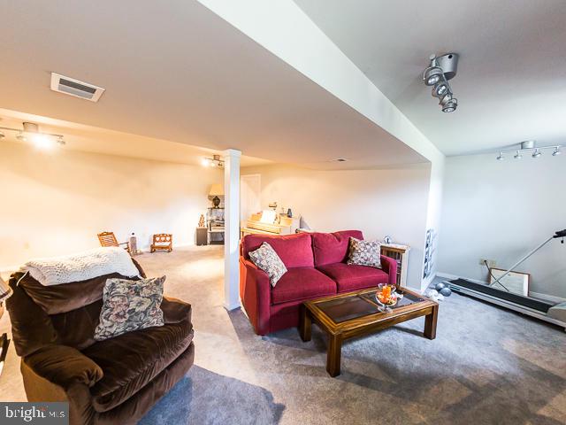 38 Viscount Place Lititz, PA 17543 - Photo 21 of 56