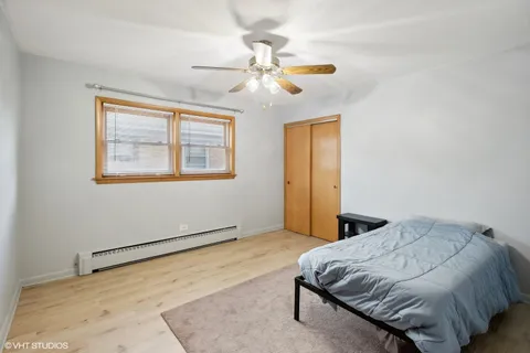 $2,200 | 6845 West Leland Avenue, Unit 2, Harwood Heights, IL 60706