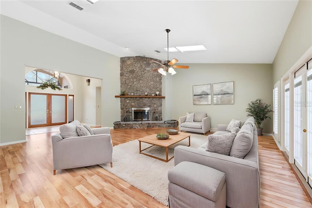 18805 Kelly Road Spring Hill, FL 34610 - Photo 8 of 68 Gallery Image 8