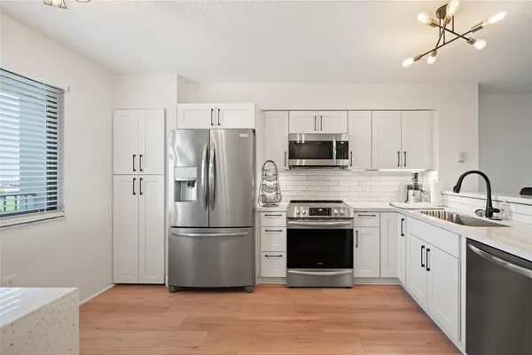 $2,500 | 2240 North Cypress Bend Drive, Unit 802, Pompano Beach, FL 33069