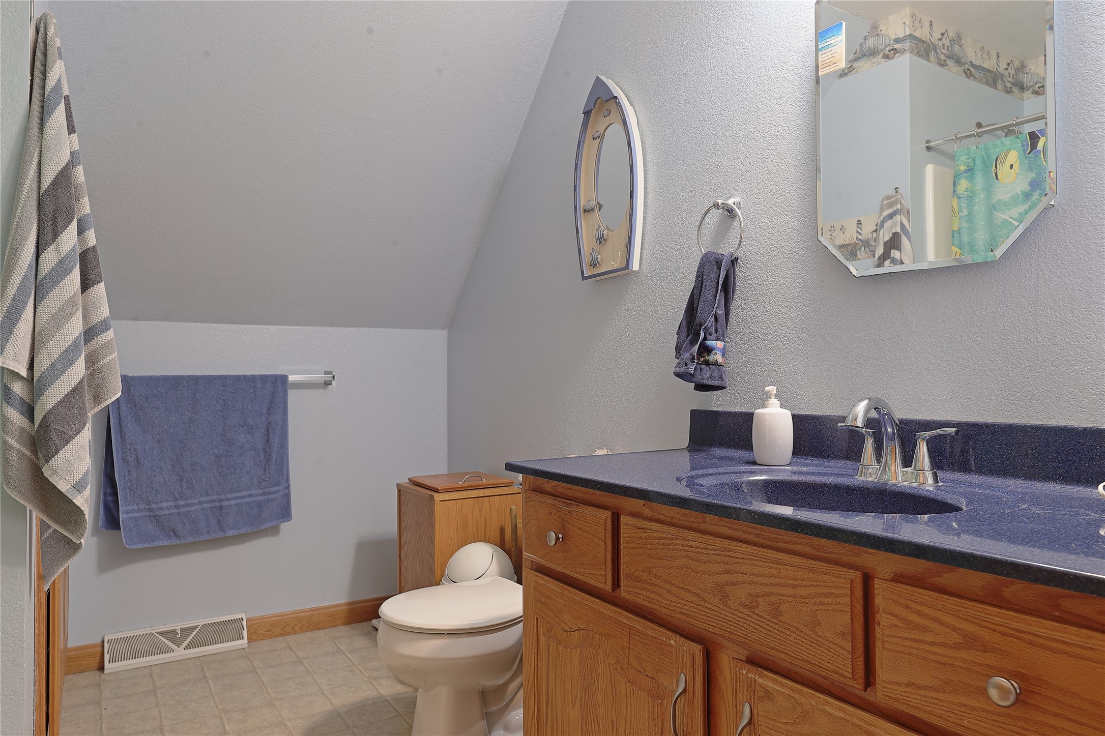 2436 Golf Club Road Erie, PA 16509 - Photo 23 of 28 Full Bathroom