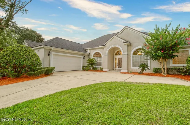 $4,250 | 8205 Bay Tree Lane, Jacksonville, FL 32256