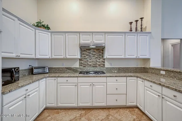 $4,250 | 8205 Bay Tree Lane, Jacksonville, FL 32256