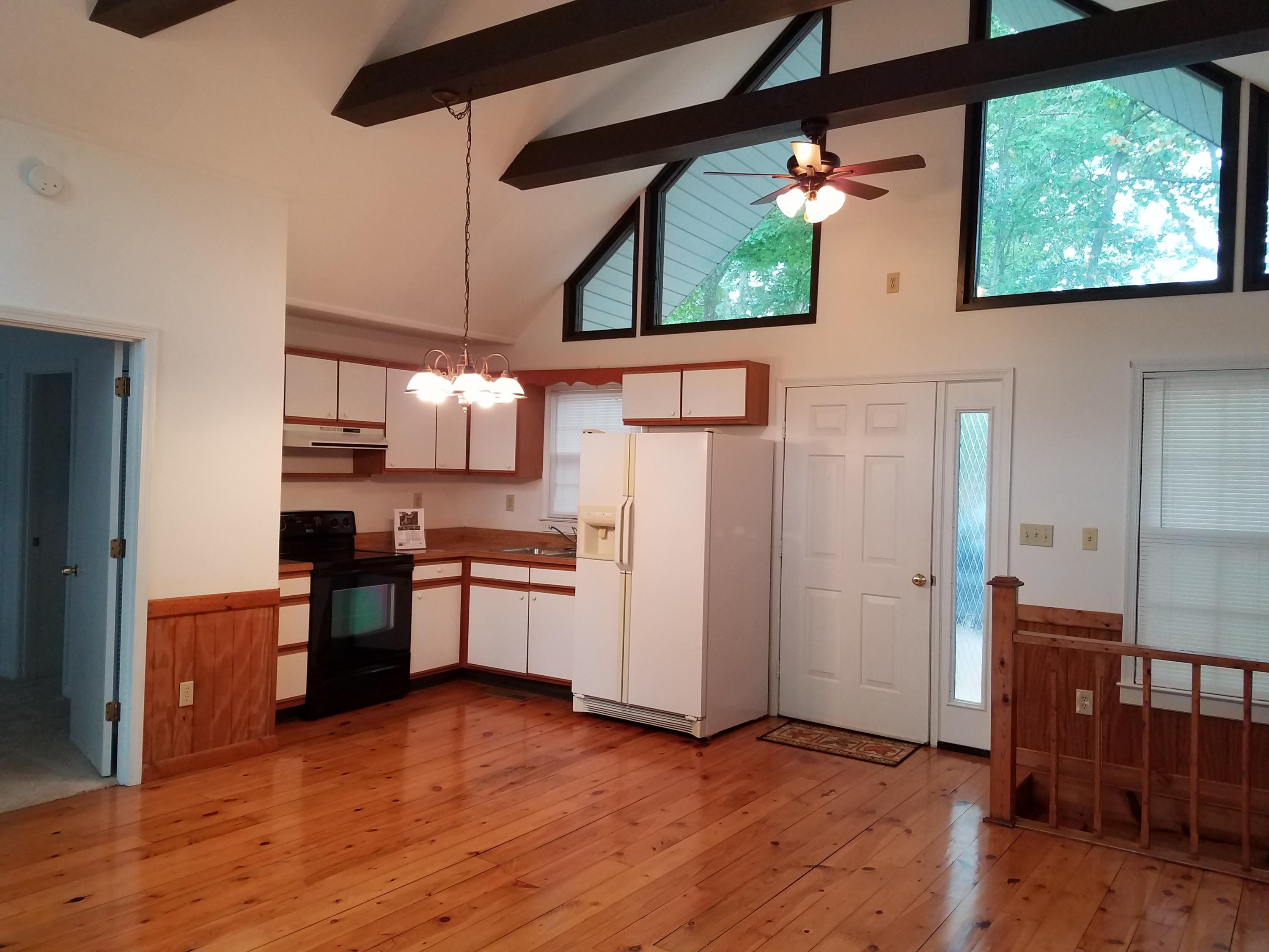 129 Thunder Ridge Road Huddleston, VA 24104 - Photo 15 of 72 20170831_134509