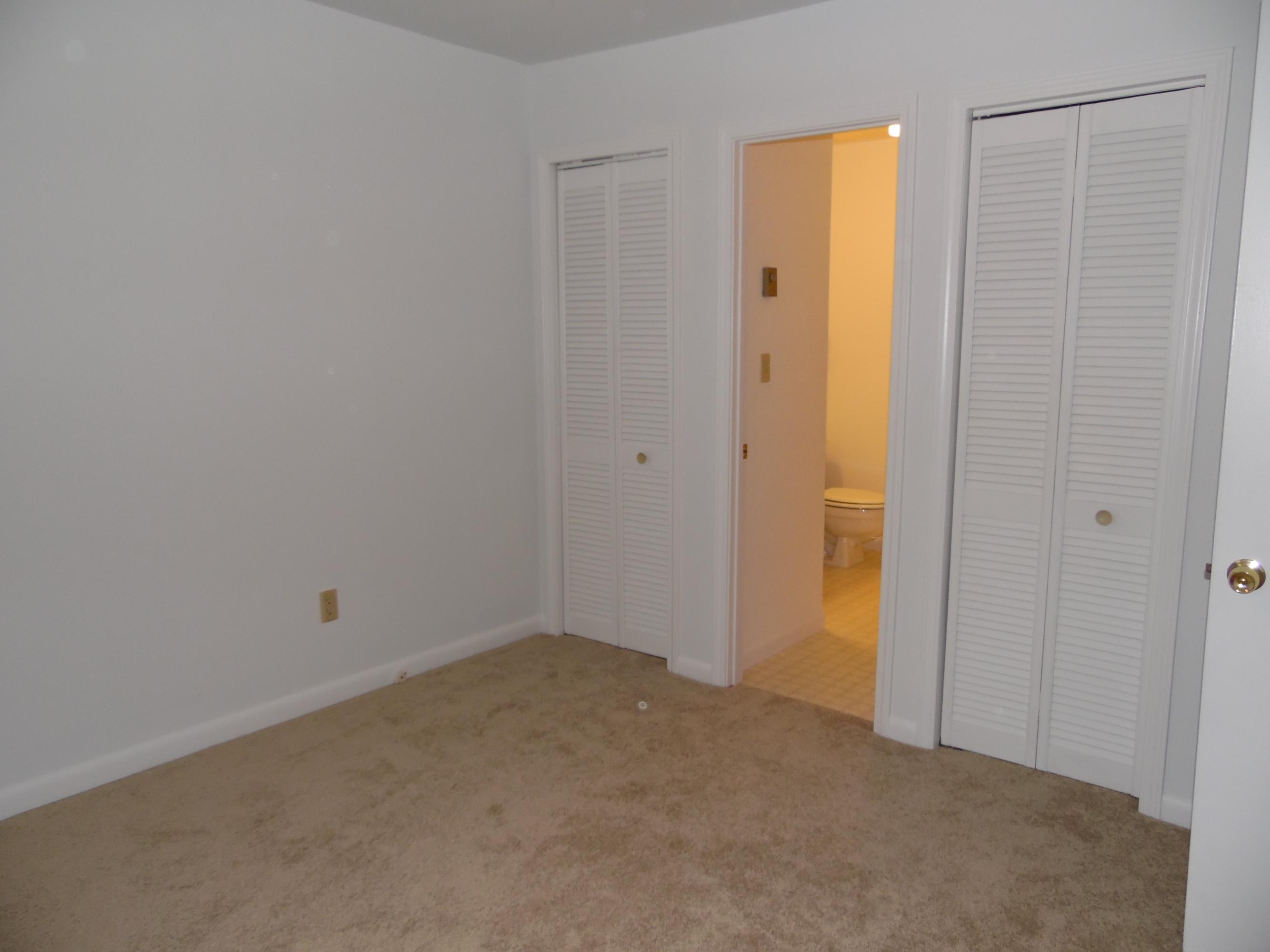 129 Thunder Ridge Road Huddleston, VA 24104 - Photo 23 of 72 Master bedroom