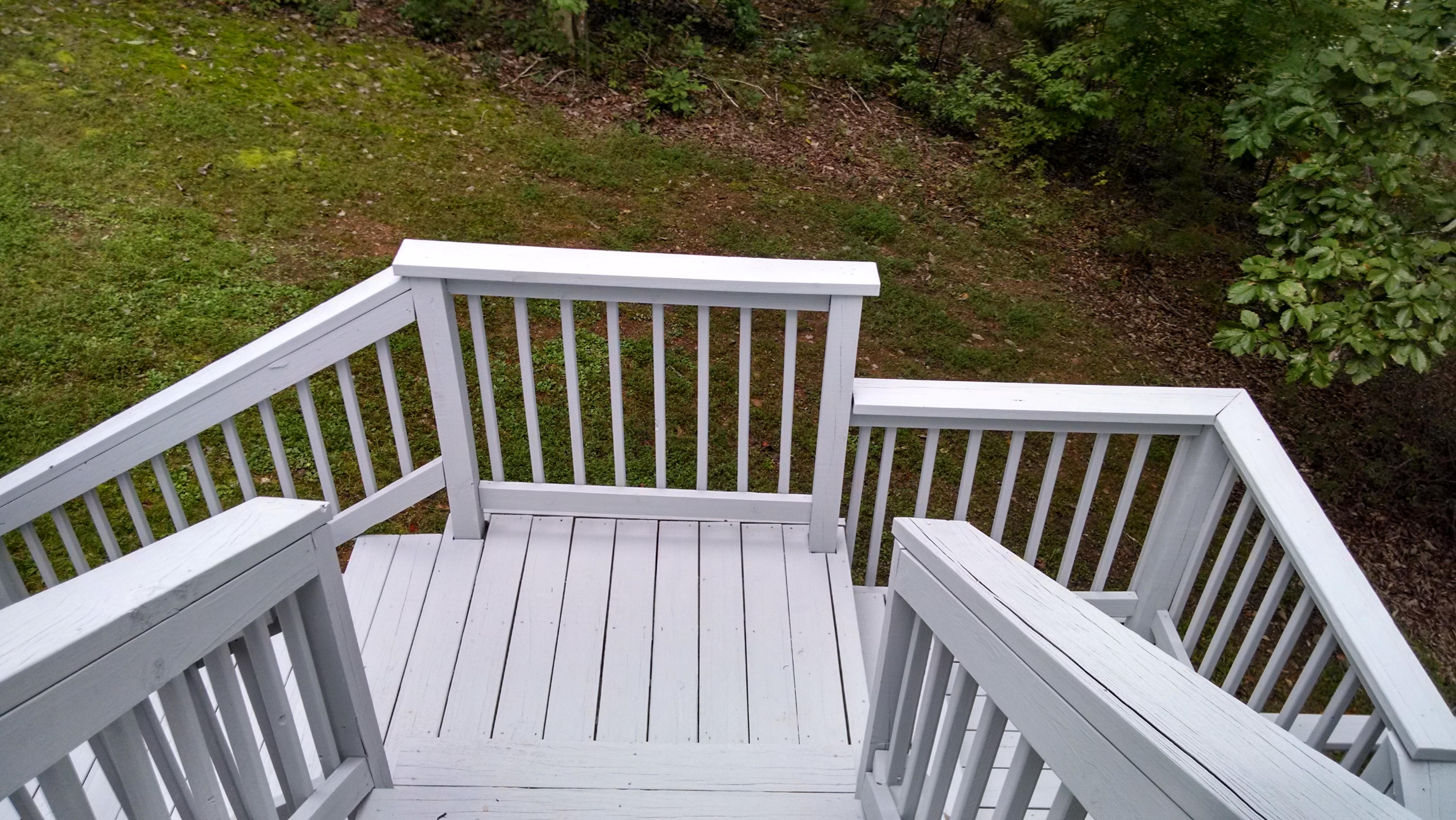 129 Thunder Ridge Road Huddleston, VA 24104 - Photo 34 of 72 Landing from deck