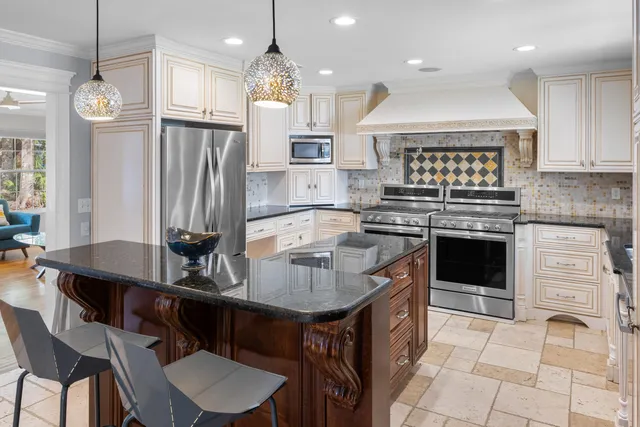 $1,459,000 | 640 West Sunset Boulevard, Fort Walton Beach, FL 32547