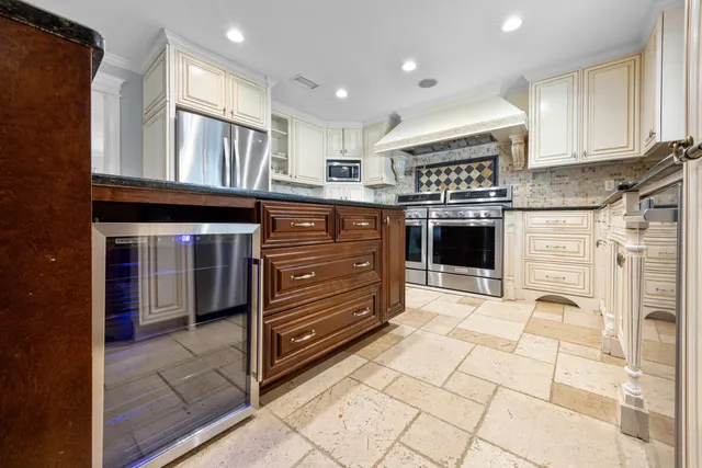 $1,459,000 | 640 West Sunset Boulevard, Fort Walton Beach, FL 32547