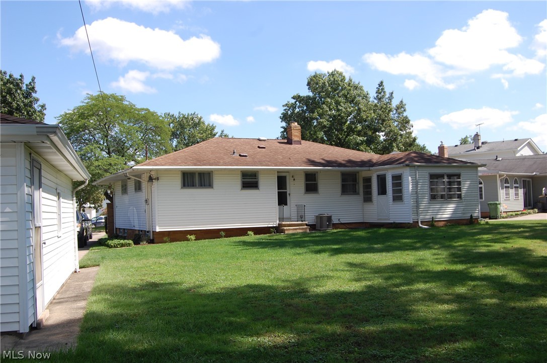 6422 Hamden Road Parma Heights, OH 44130 - Photo 32 of 33