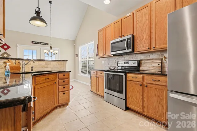 $369,999 | 9902 Portaferry Drive, Unit 5043, Charlotte, NC 28213