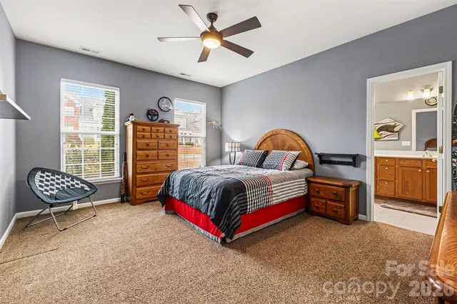 $369,999 | 9902 Portaferry Drive, Unit 5043, Charlotte, NC 28213