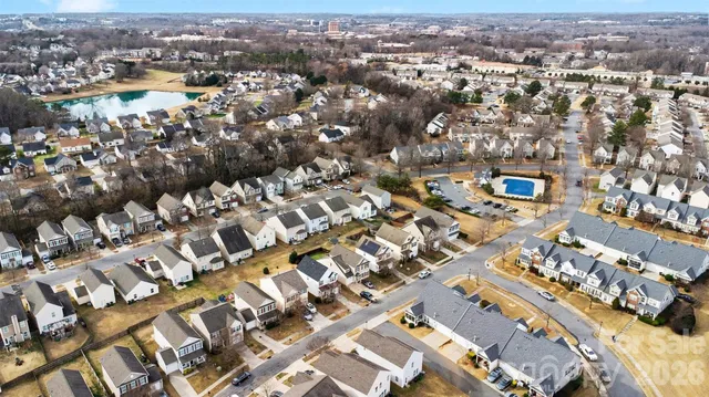 $369,999 | 9902 Portaferry Drive, Unit 5043, Charlotte, NC 28213