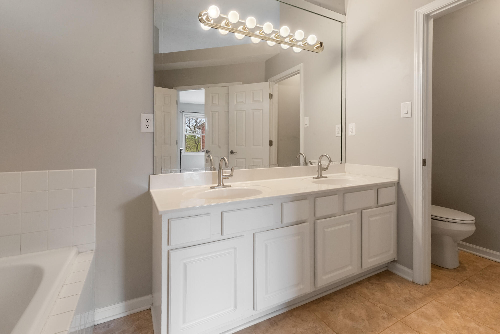 4236 Ridgewater Drive Lexington, KY 40515 - Photo 29 of 31 _DSC8886