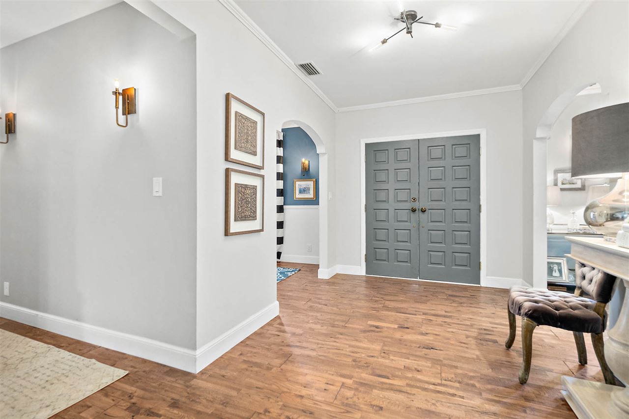 205 Oglethorpe Boulevard St. Augustine, FL 32080 - Photo 36 of 48 a view of an empty room with a window