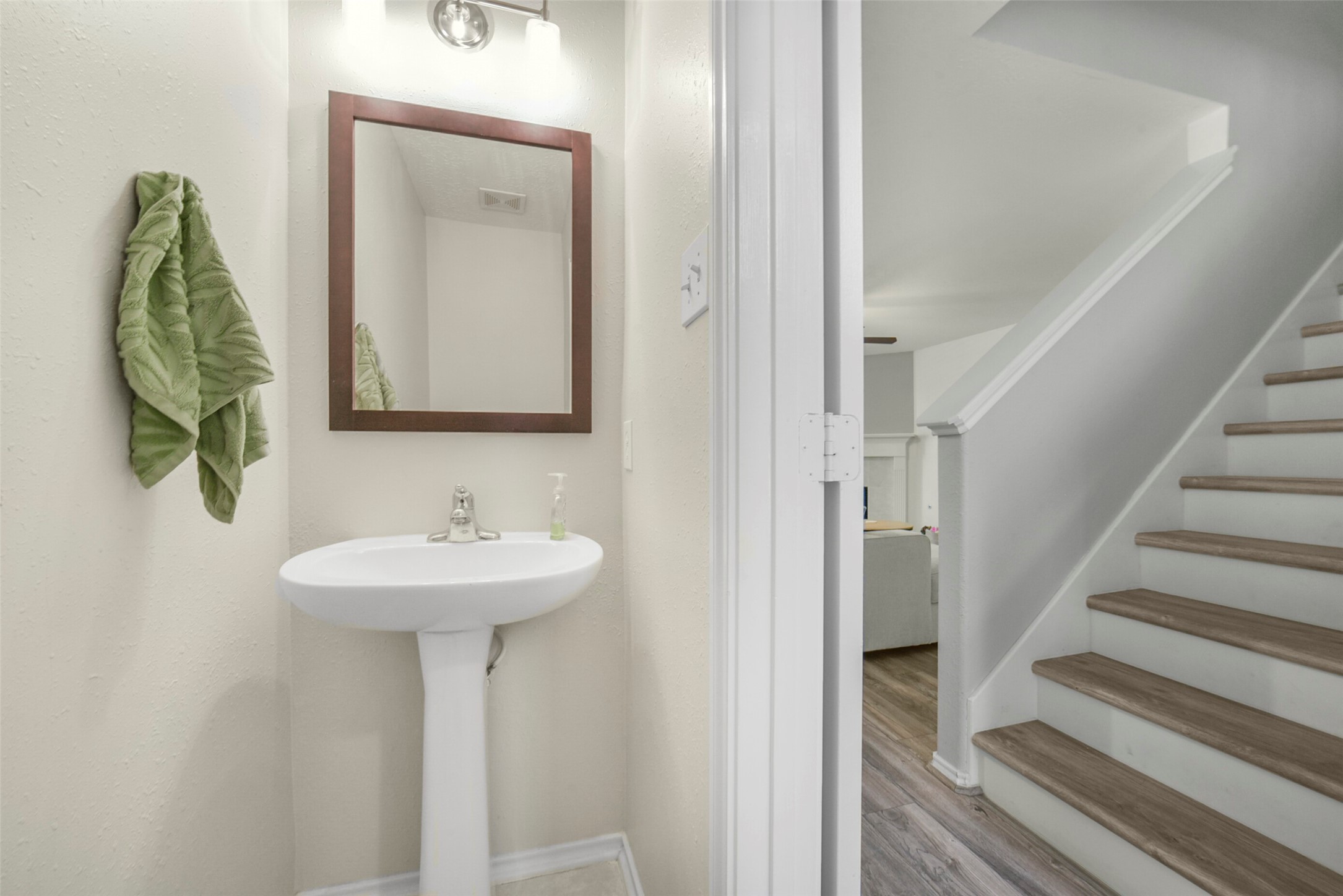38 Tallow Hill Place Spring, TX 77382 - Photo 18 of 50 a bathroom with a sink and a mirror