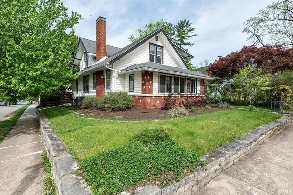 $589,900 | 724 South Park Avenue, Bloomington, IN 47401