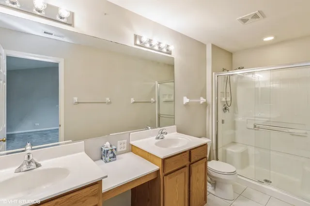 $2,600 | 2956 Talaga Drive, Algonquin, IL 60102