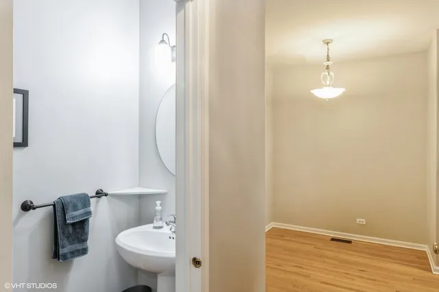 $2,600 | 2956 Talaga Drive, Algonquin, IL 60102