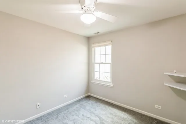 $2,600 | 2956 Talaga Drive, Algonquin, IL 60102