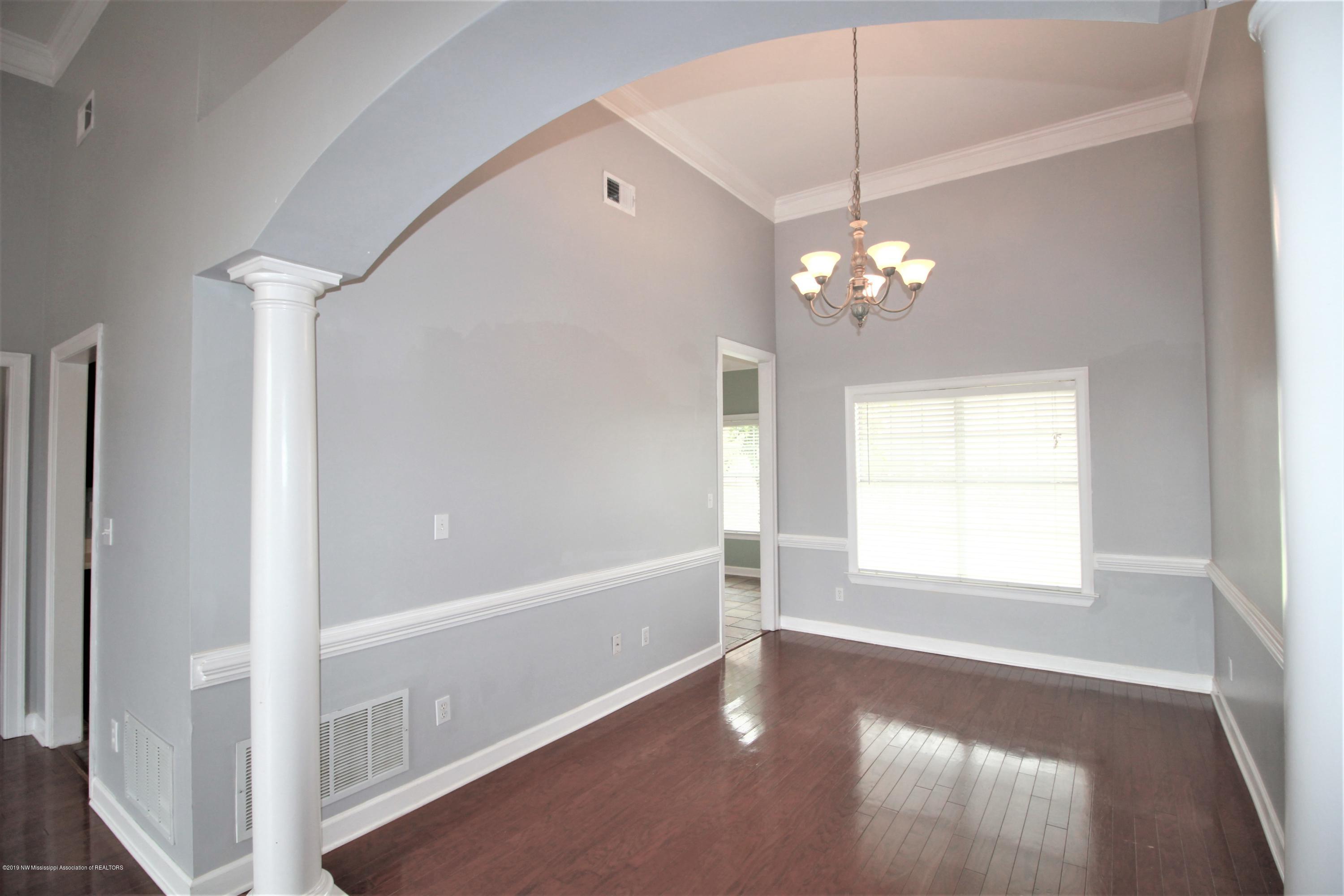 2865 Liverpool Lane Southaven, MS 38671 - Photo 5 of 23 IMG_8819 (2)