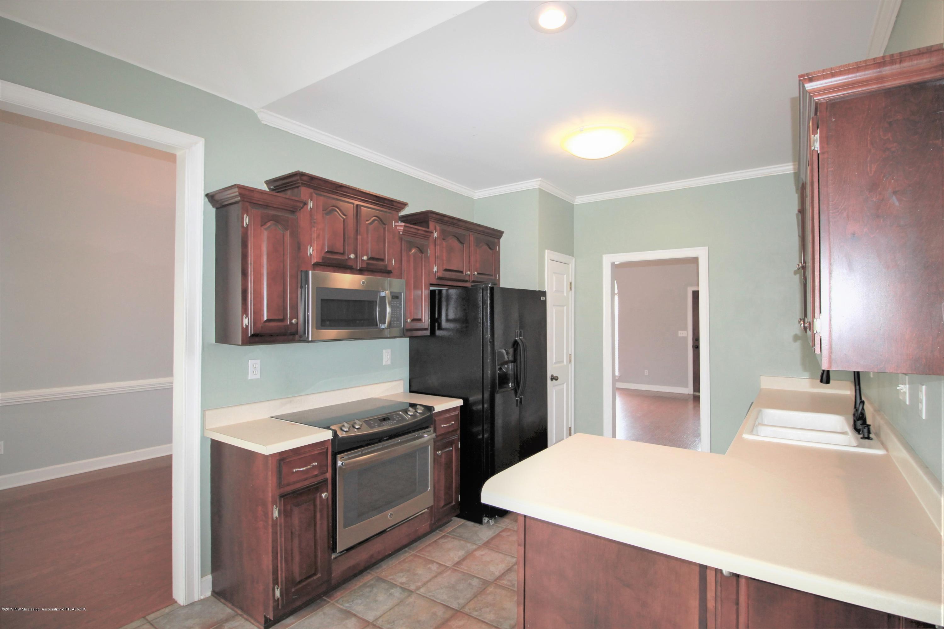 2865 Liverpool Lane Southaven, MS 38671 - Photo 6 of 23 IMG_8841 (3)
