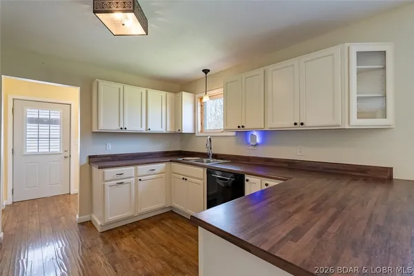 $274,900 | 4 Kiefer Road, Eldon, MO 65026