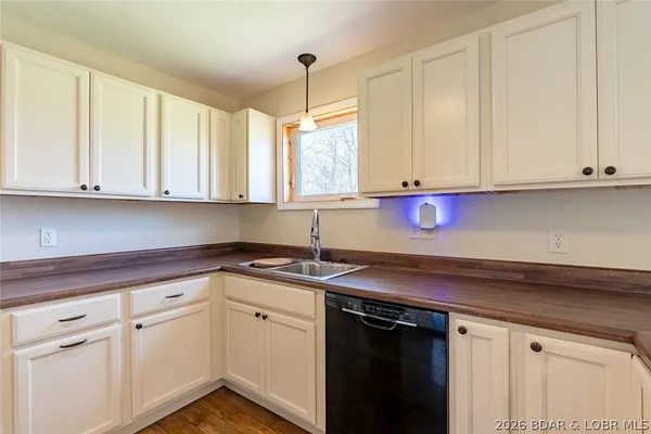 $274,900 | 4 Kiefer Road, Eldon, MO 65026