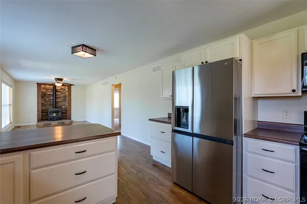 $274,900 | 4 Kiefer Road, Eldon, MO 65026