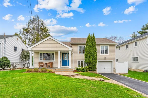 $1,275,000 | 24 Walden Avenue, Jericho, NY 11753